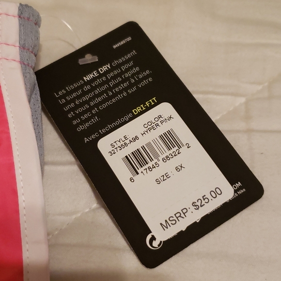 Girls Nike Shorts - Picture 2 of 6